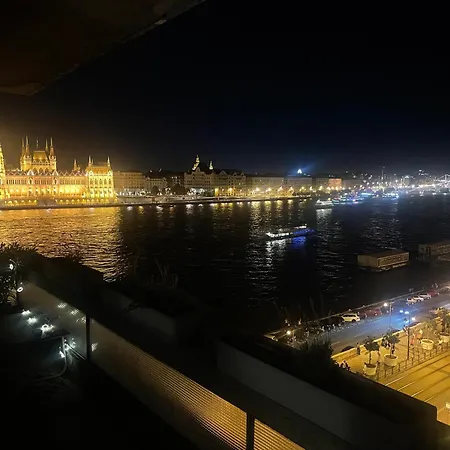 아파트 Breathtaking Panorama View 3br Balcony 부다페스트