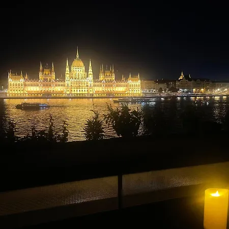 Breathtaking Panorama View 3br Balcony *