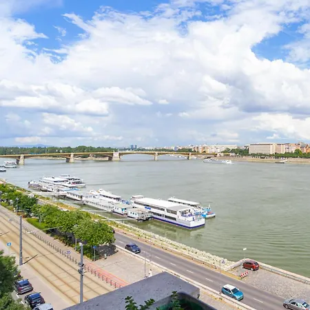 Апартаменты Breathtaking Panorama View 3br Balcony